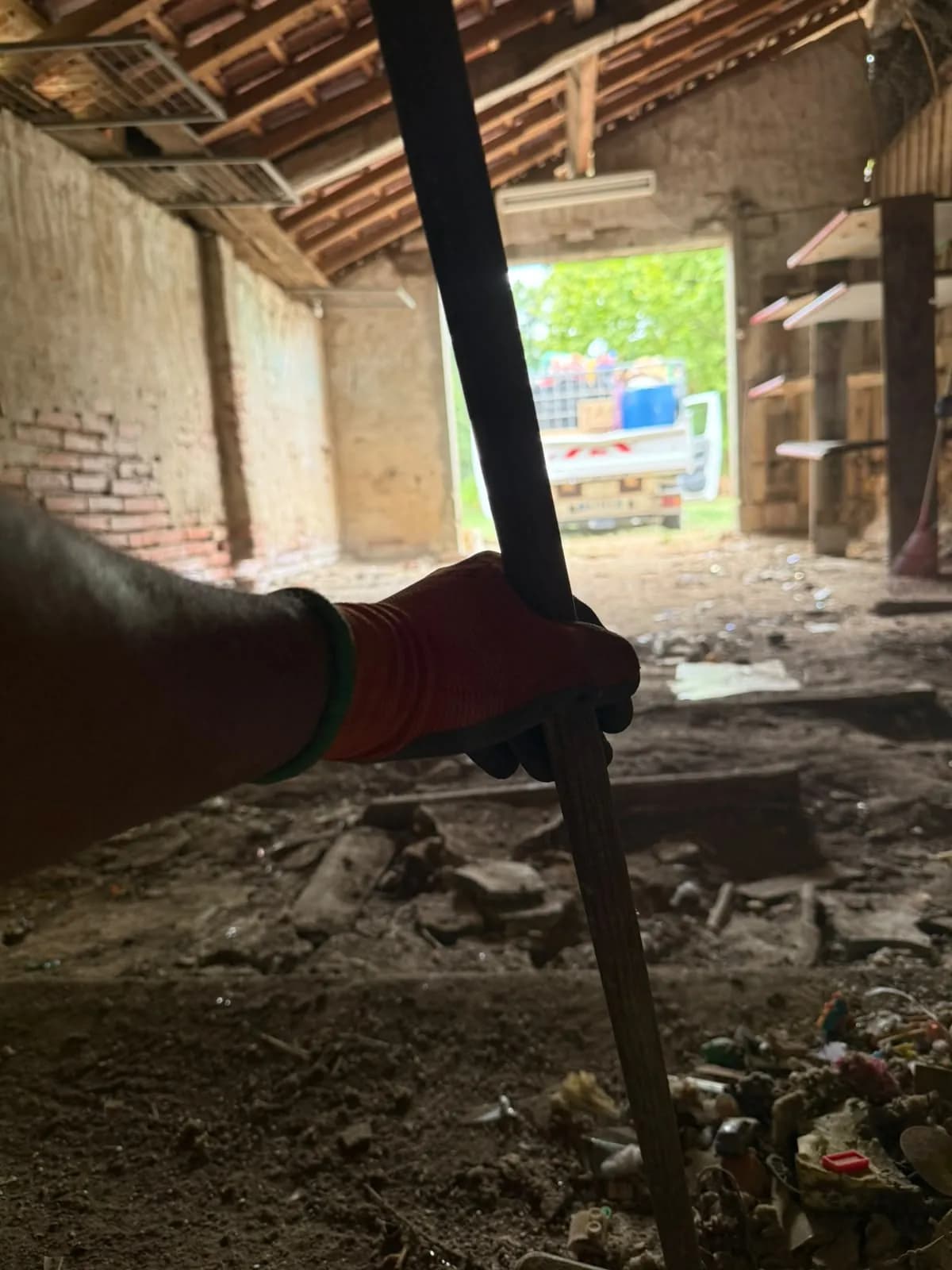 Chantier de débarras et d'enlèvement d'encombrants réalisé en Aquitaine