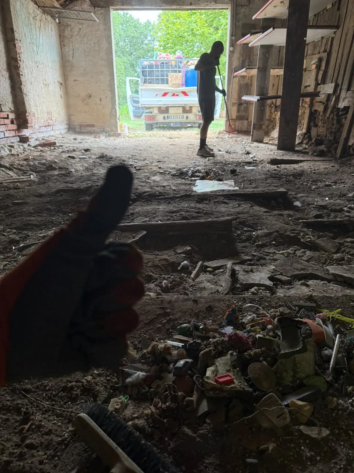 Chantier de débarras et d'enlèvement d'encombrants réalisé en Aquitaine