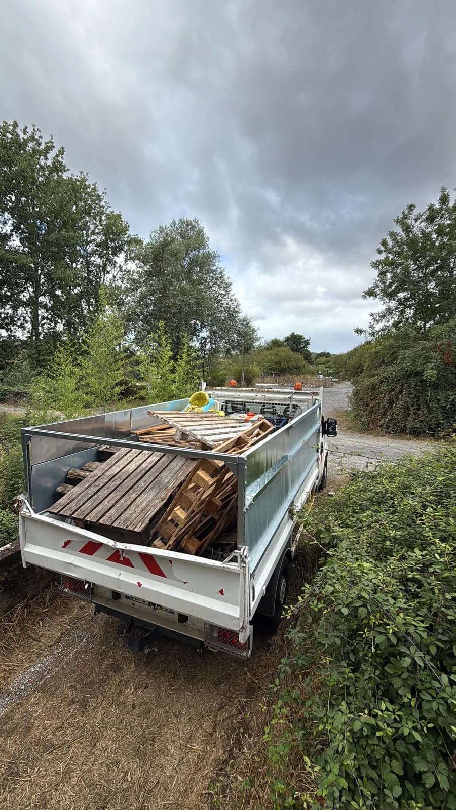 Chantier de débarras et d'enlèvement d'encombrants réalisé en Aquitaine